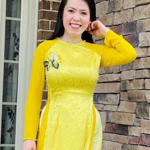 Áo dài gấm lụa phối chiffon 4 tà